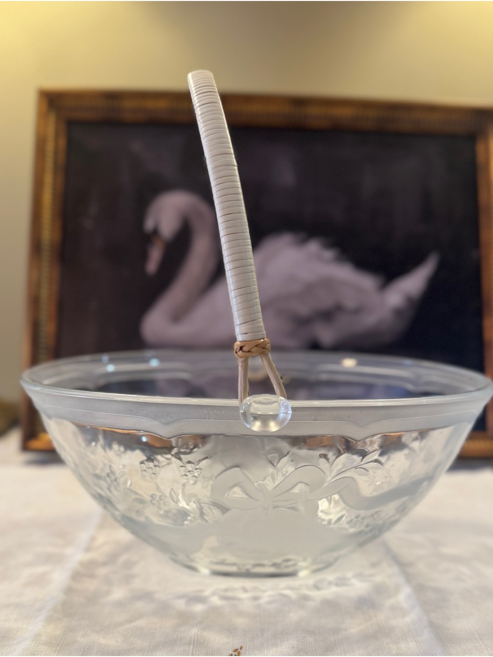 Goose Motif Frosted Glass Bowl